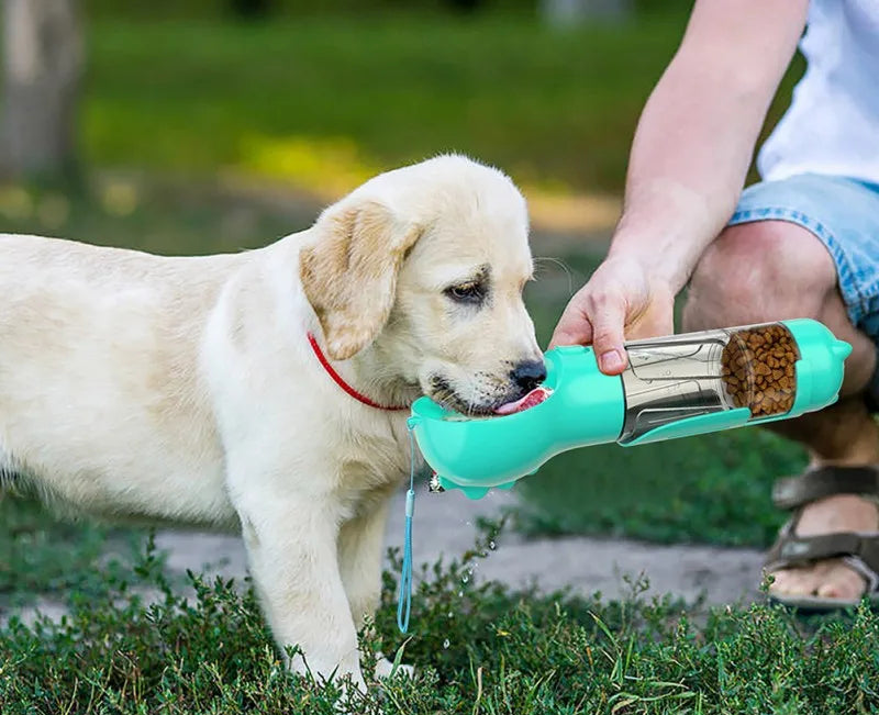 3 en 1 Bouteille d'eau portable, distributeur de nourriture et distributeur de sachets à excréments pour animaux de compagnie (300/500ml)